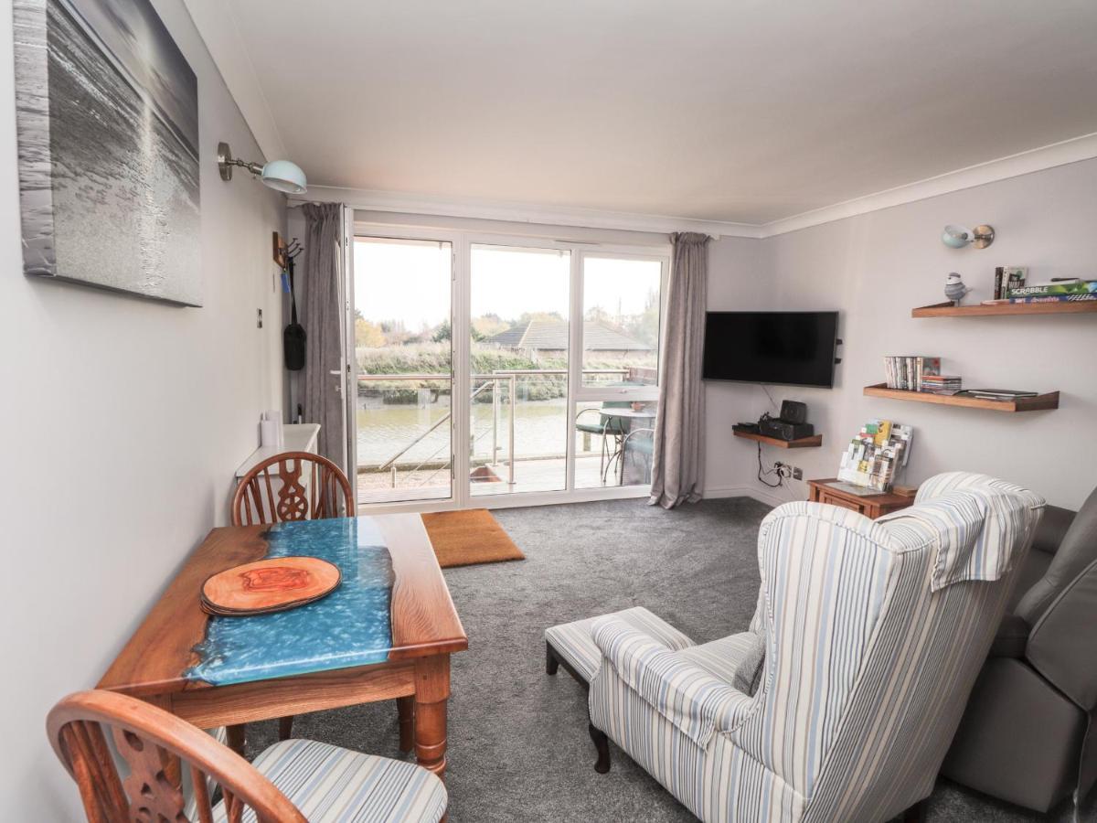 3 Tidal Apartment ไรย์ ภายนอก รูปภาพ